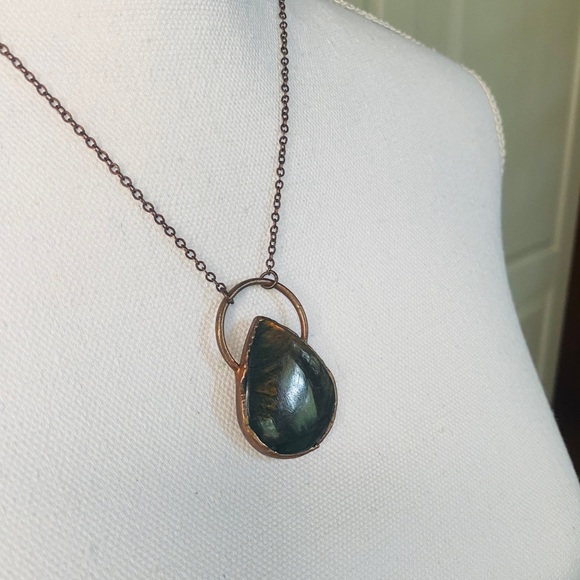Labradorite Necklace - Picture 3 of 5